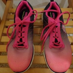 Skech-Kint by Skechers with Memory Foam Size 8.5